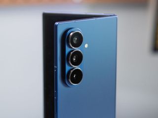 thumbnail - Smartphone Market