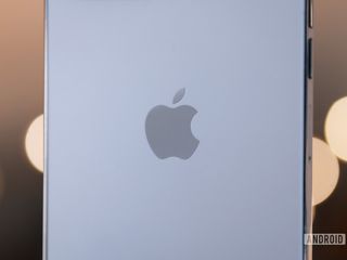 thumbnail - Foldable iPhone