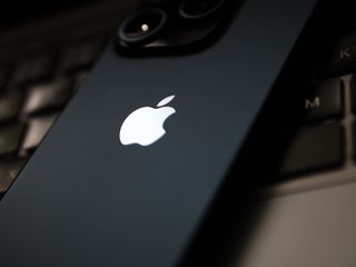 thumbnail - Apple iPhone Spyware Attacks