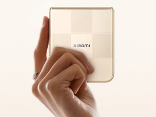 thumbnail - Xiaomi Mix Flip 2